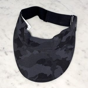Lululemon Women’s Fast Paced Camo Visor